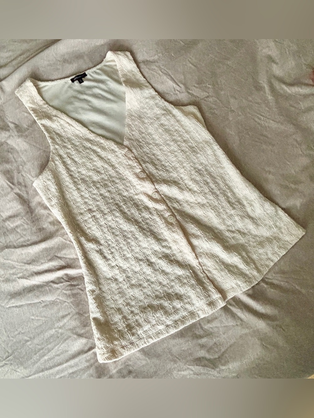 Cream Textured V-Neck Button Vest Tank (fits Large)